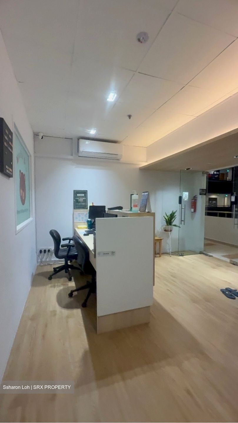 Parkway Centre (D15), Office #613468941